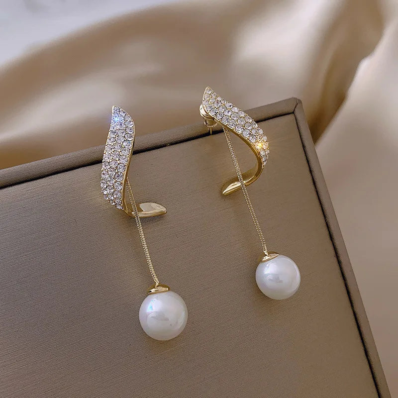 Elegant Pearl Tassel Dangle Earrings