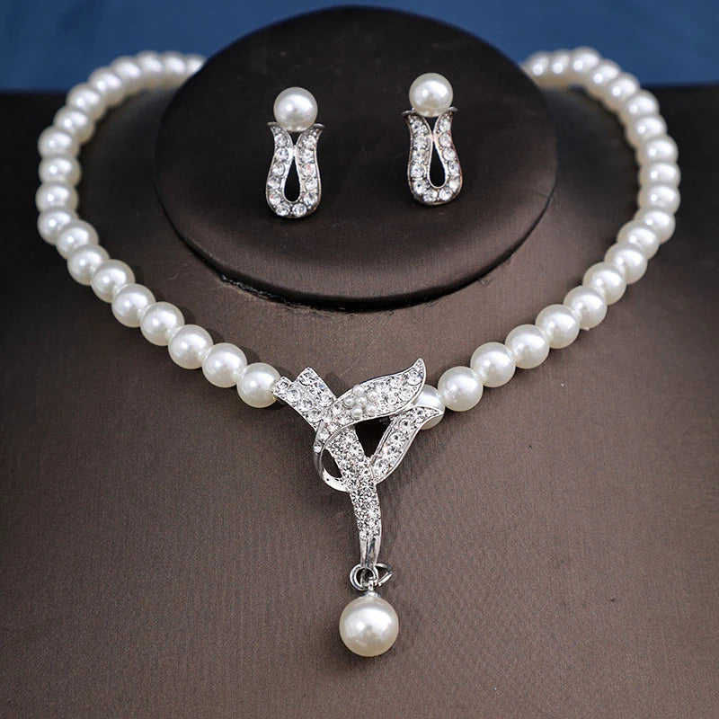 Elegant Bridal Pearl Jewelry Set