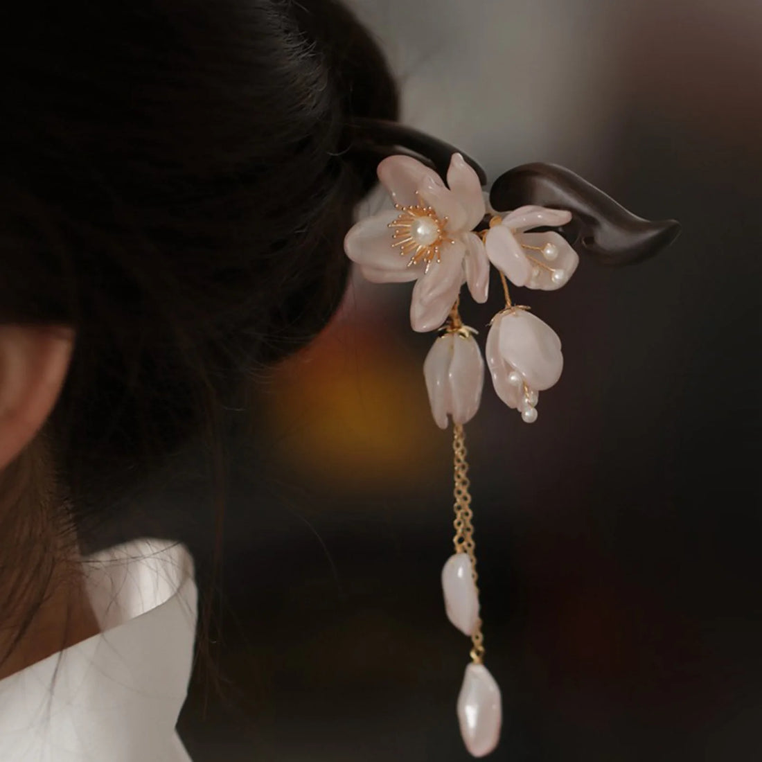 دبوس شعر خشبي بتصميم لوتس زجاجي أسلوب صيني للنساء