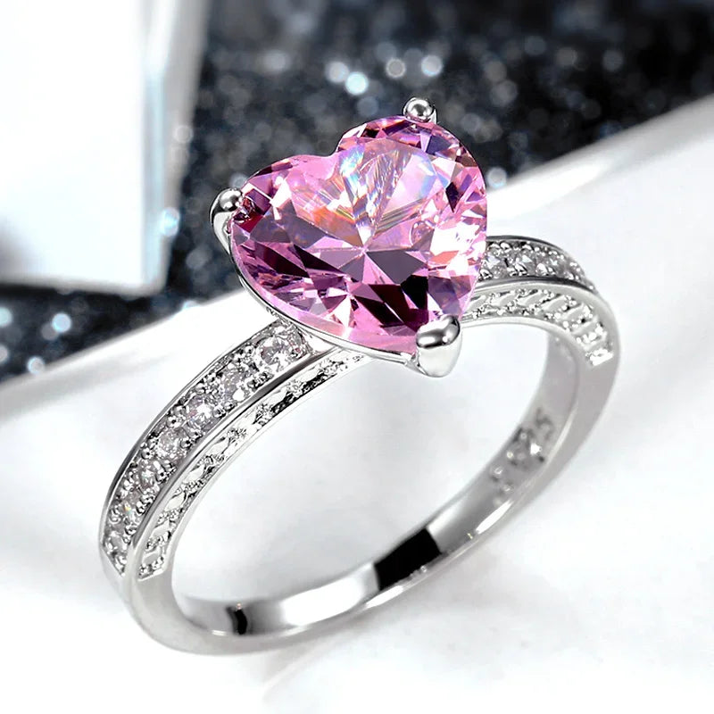 Luxury Pink Heart Solitaire Engagement Ring