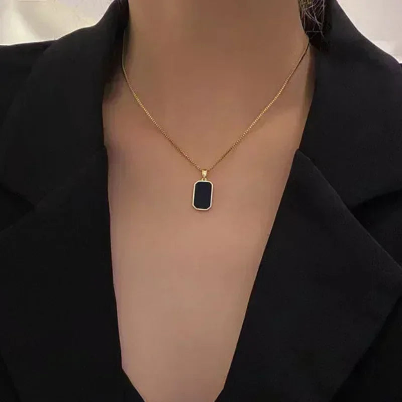 Black Square Pendant Choker Necklace