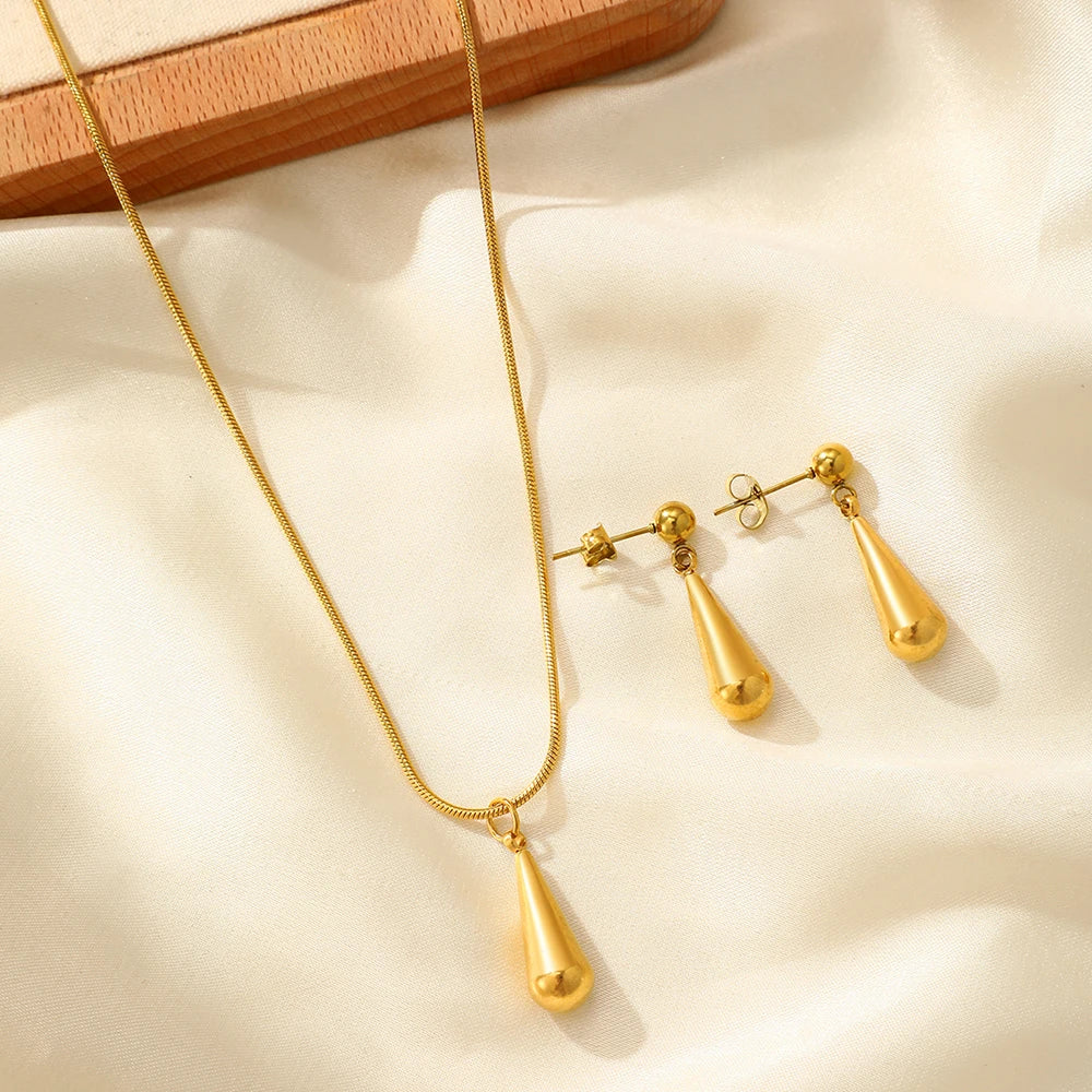 Minimalist Teardrop Jewelry Set