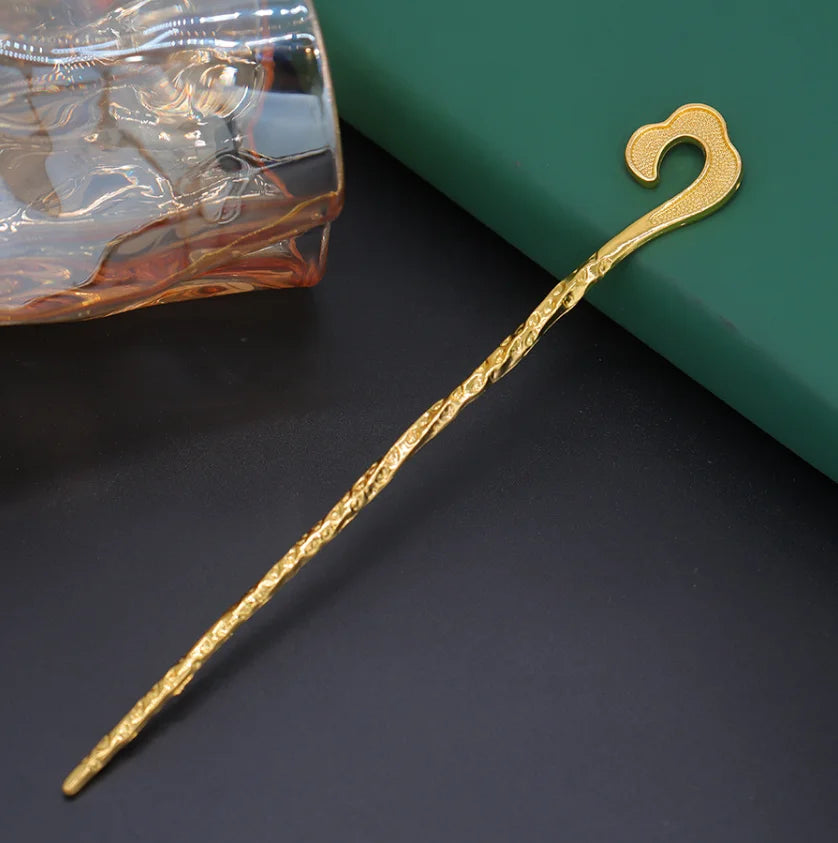 Chinese Gold Metal Clouds Hairpin