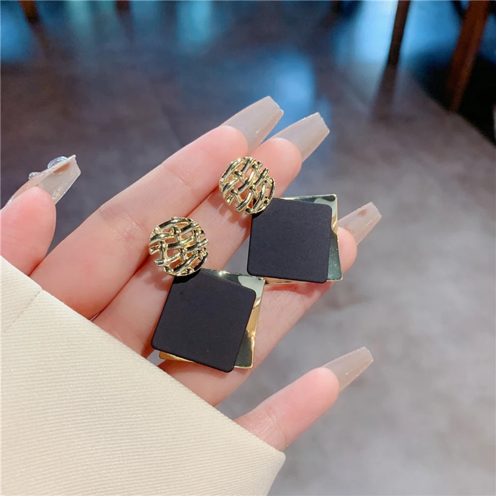 Women's Double Color Rhombus Earrings