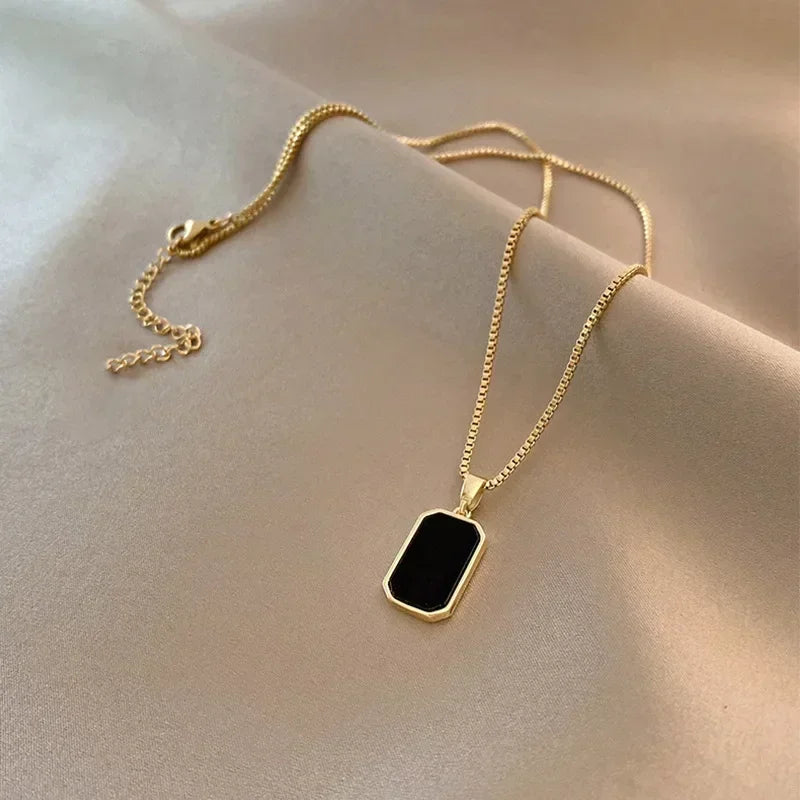 Black Square Pendant Choker Necklace