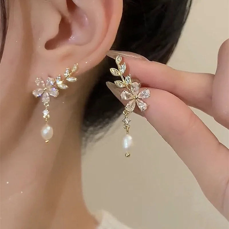 Shiny CZ Leaf Hoop Earrings