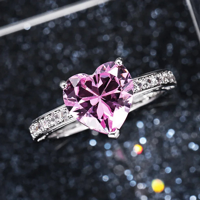 Luxury Pink Heart Solitaire Engagement Ring