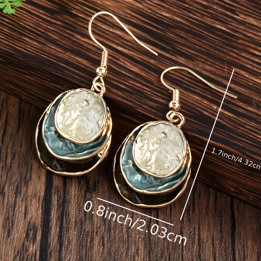 Vintage Layered Earring Necklace Set with Circular Pendants