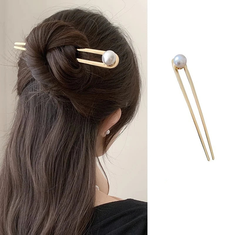 Heart Geometric Hairpin