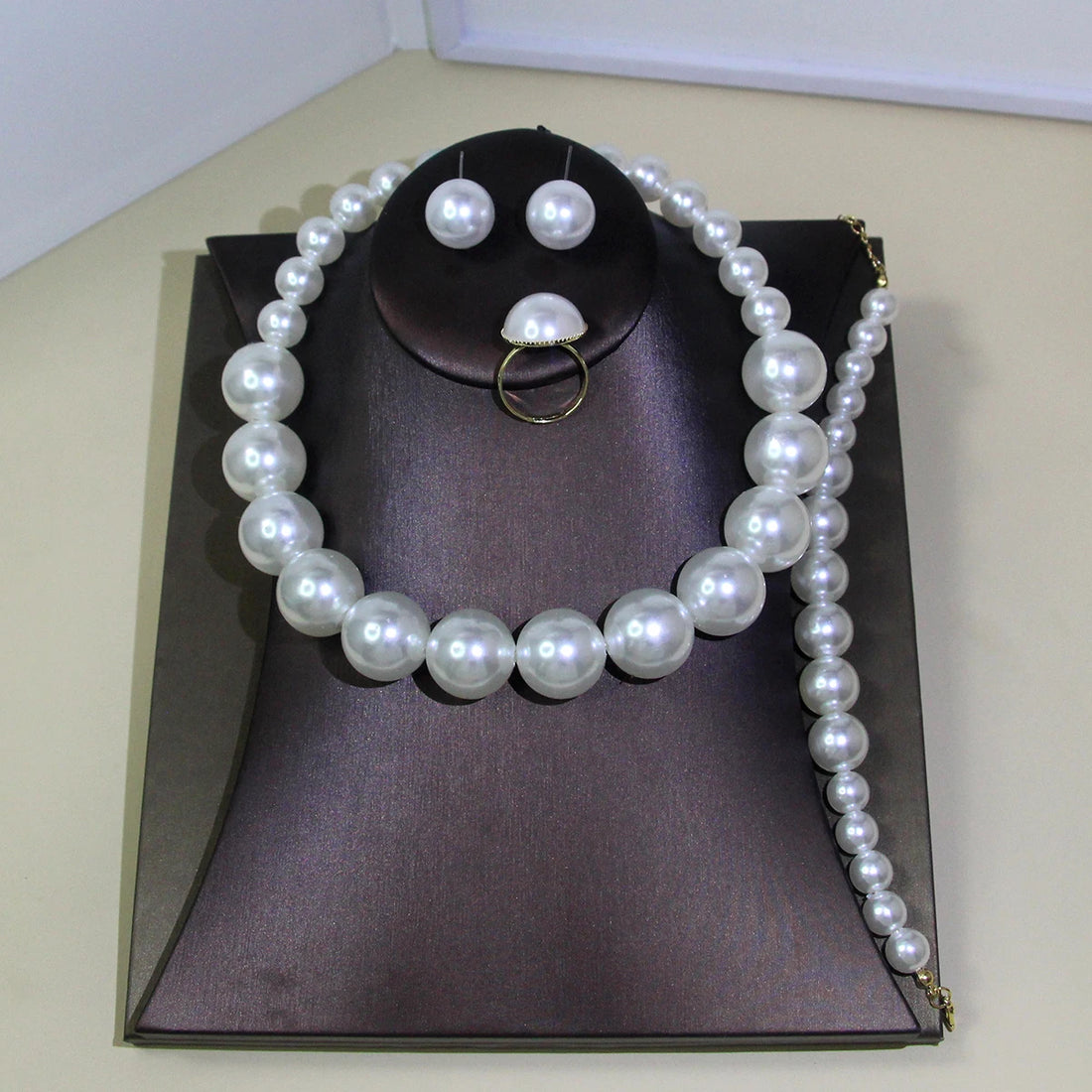 Vintage Pearl Jewelry Set