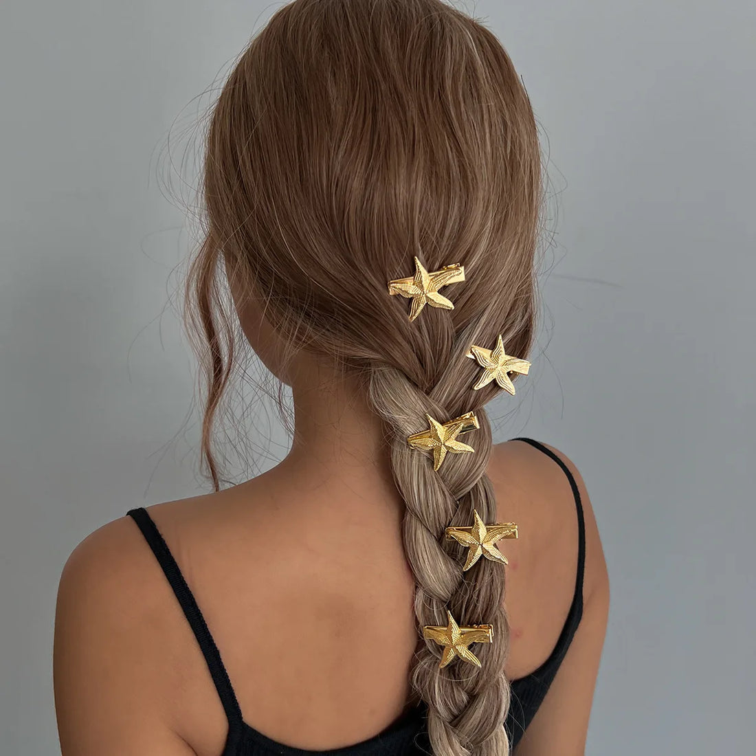 Ocean Style Hair Clips with Scallop and Starfish Design