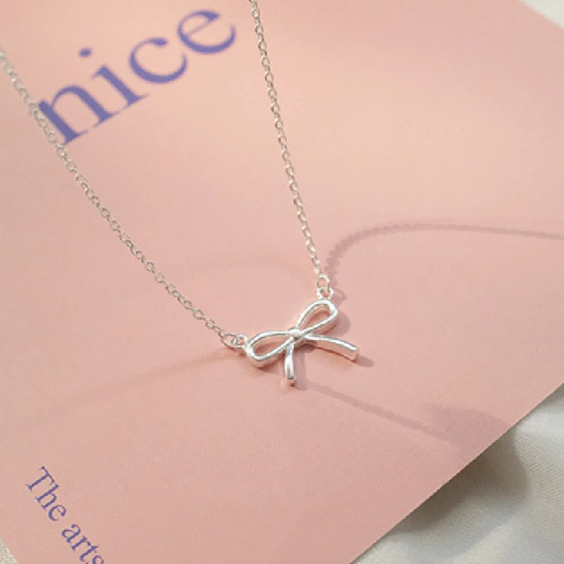 Delicate Silver Bowknot Necklace