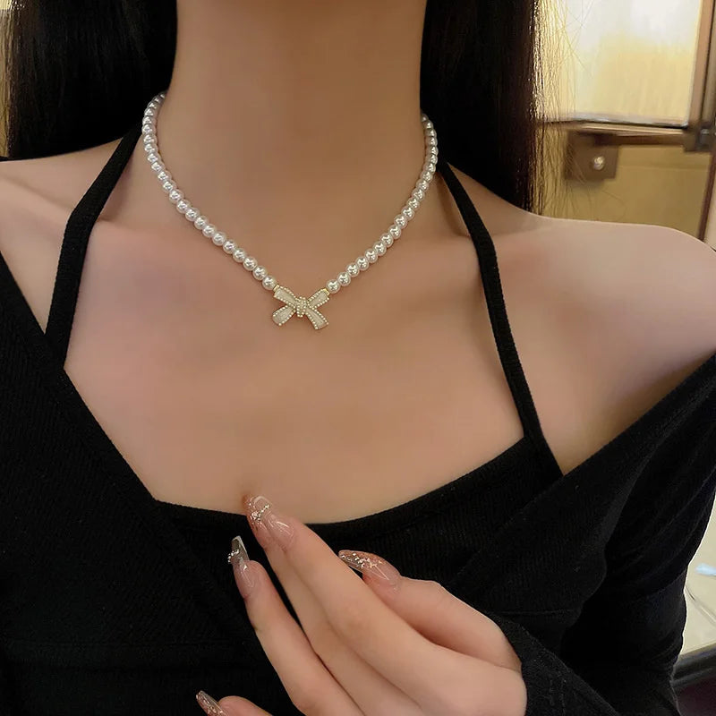 Coquette Pearl Heart Pendant Necklace